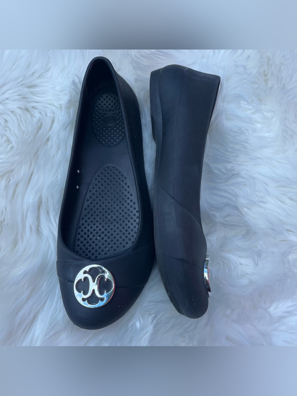 Crocs “Gianna” Disc Ballet Flats - Picture 5 of 13